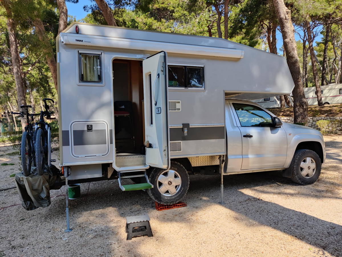 Amarok mit Bimobilaufbau