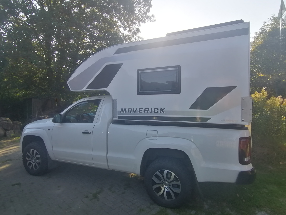 Single Cab mit DUX Camper Absetzkabine